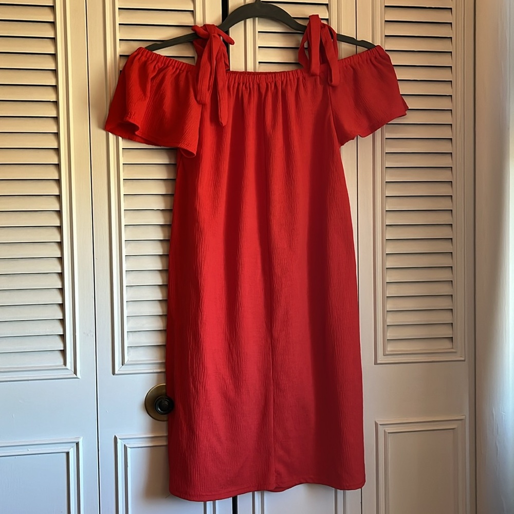 Red Off shoulder Dress - Picture 8 of 8